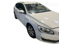Volvo V60 2014 - Automobilis dalims