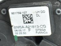 Ford Focus Esiukse lukk, vasak