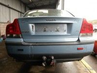 Volvo S60 2003 - Automobilis dalims