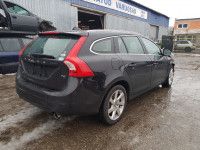 Volvo V60 2013 - Automobilis dalims
