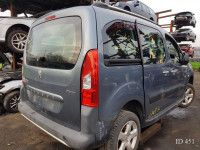 Peugeot Partner 2011 - Automobilis dalims