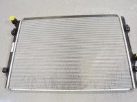 Volkswagen Passat (B8) Radiaator, mootorijahutus (2.0 man./aut.)