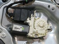 Volkswagen Golf 5 2003-2009 Tagaukse klaasitõstuki mootor, parem