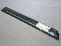 Suzuki Grand Vitara 1998-2005 Tagaukse liist, parem