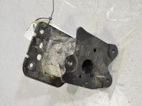 Toyota RAV4 (XA40) 2013-2019 Tagapampri kinnitus, parem