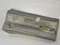 Volkswagen Passat CC / CC Tagapampri löögileevendi, vasak