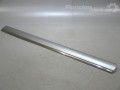 Mercedes-Benz E (W210) 1995-2003 Esiukse liist, parem