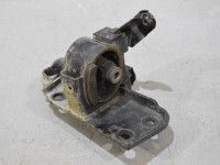 Toyota RAV4 (XA20) 2000-2006 Mootoripadi, vasak