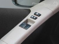 Toyota Yaris Klaasitõstuki lüliti, vasak (esim.)