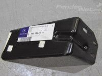 Mercedes-Benz ML (W163) 1997-2005 Esipampri kinnitus, parem