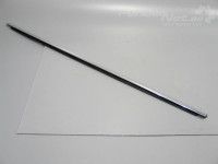 Volkswagen Touran Esiukse klaasiliist, vasak (kroom)