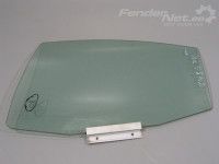 Volvo S60 2000-2009 Tagaukse klaas, parem (pakett)