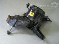 Toyota Yaris 2005-2011 Mootoripadja kinnitus, parem