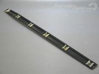 Volkswagen Golf 3 1991-2002 Esiukse liist, vasak