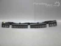 Volkswagen Touareg Tagapampri kinnitus (keskmine)