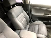 Volkswagen Passat 2004 - Automobilis dalims