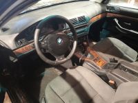BMW 5 (E39) 1999 - Automobilis dalims