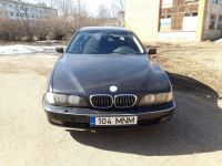 BMW 5 (E39) 2000 - Automobilis dalims