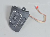 Volkswagen Touran Juhtnupud roolil (telefon)