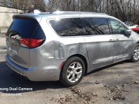 Chrysler Pacifica 2020 - Automobilis dalims