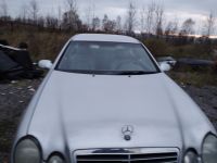 Mercedes-Benz CLK (W208) 2001 - Automobilis dalims
