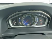 Volvo V60 2017 - Automobilis dalims