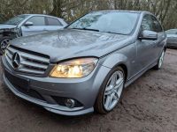 Mercedes-Benz C (W204) 2011 - Automobilis dalims