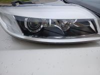 Audi Q7 (4L) 2006 Передняя правая фара