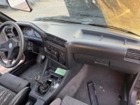 BMW 3 (E30) 1989 - Automobilis dalims