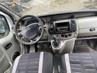 Renault Trafic 2004 - Automobilis dalims