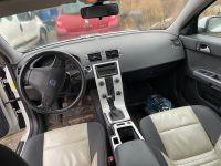Volvo S40 2008 - Automobilis dalims
