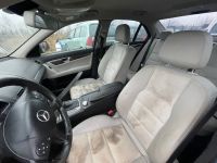 Mercedes-Benz C (W204) 2008 - Automobilis dalims