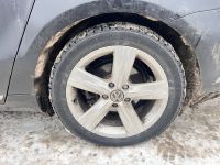 Volkswagen Passat (B7) 2011 - Automobilis dalims