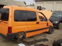 Peugeot Partner 2002 - Automobilis dalims