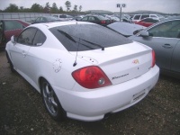 Hyundai Coupe 2004 - Automobilis dalims