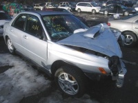 Subaru Impreza 2002 - Automobilis dalims